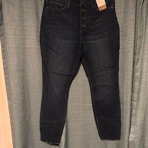 NWT Lauren Conrad Curvy Skinny women’s jeans 16